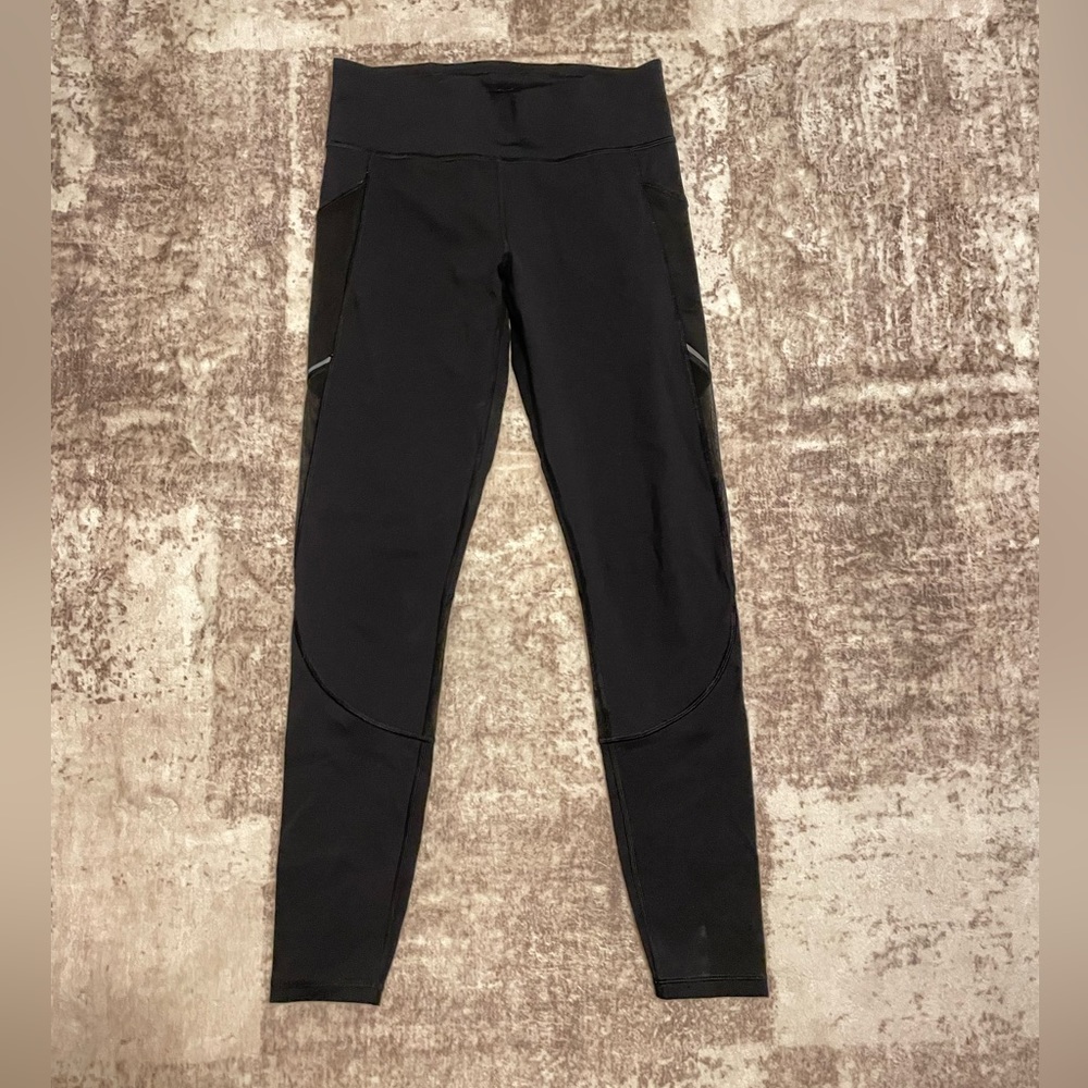 Lululemon leggings with mesh pockets